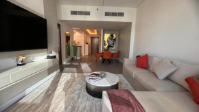 Amazing 1 BR - Downtown Dubai, Canal & Burj views